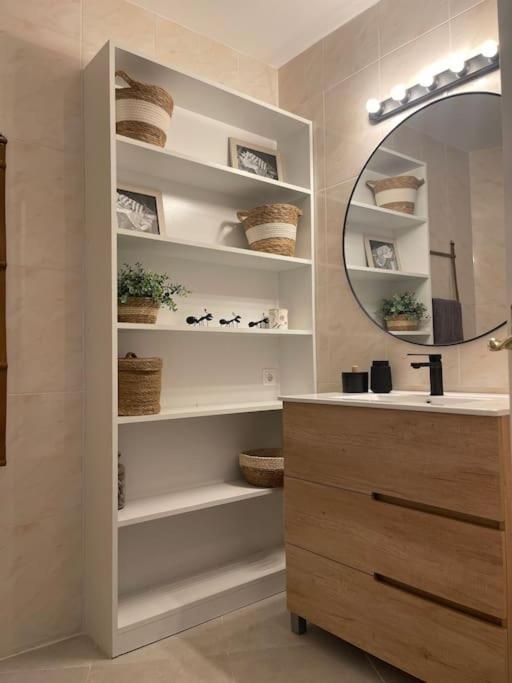 פואנגירולה Soleado Y Luminoso Apartamento מראה חיצוני תמונה