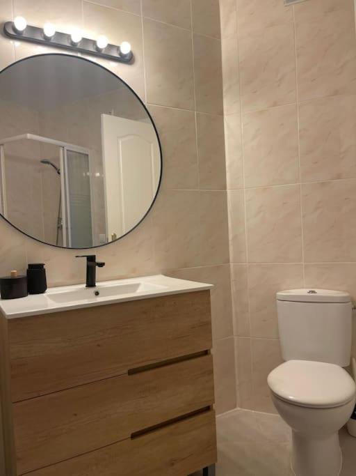 פואנגירולה Soleado Y Luminoso Apartamento מראה חיצוני תמונה