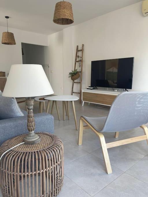 פואנגירולה Soleado Y Luminoso Apartamento מראה חיצוני תמונה