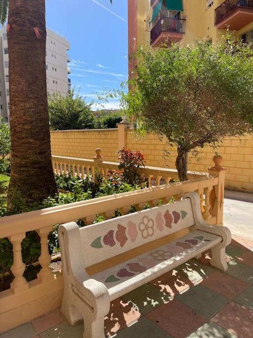 פואנגירולה Soleado Y Luminoso Apartamento מראה חיצוני תמונה