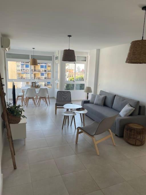 פואנגירולה Soleado Y Luminoso Apartamento מראה חיצוני תמונה